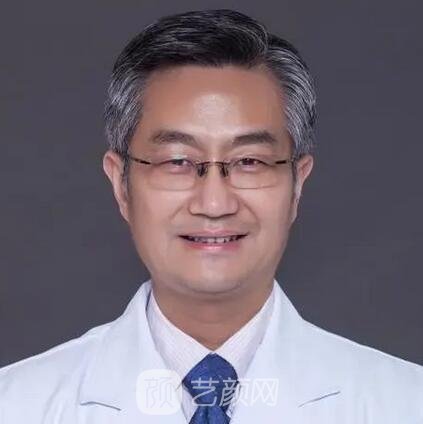 翟弘峰