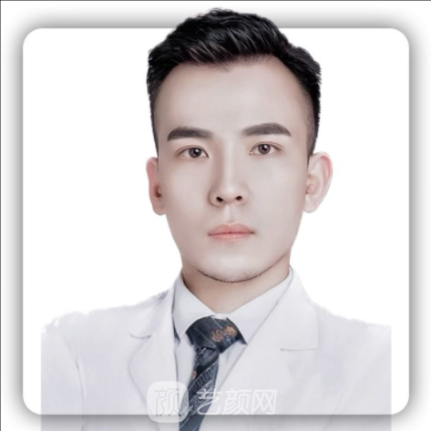 李天驰