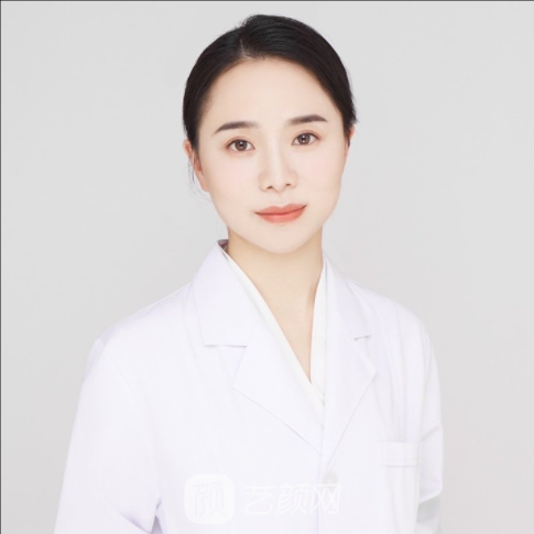晏姣霞