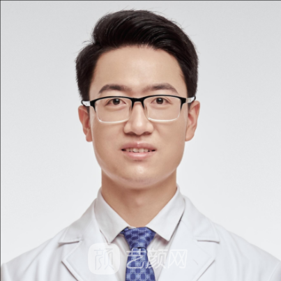瓮小龙