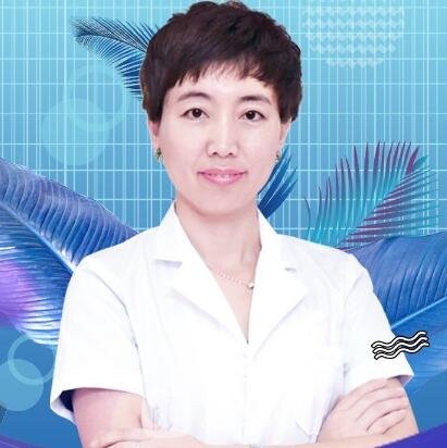 李薇