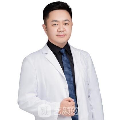 周邓霆