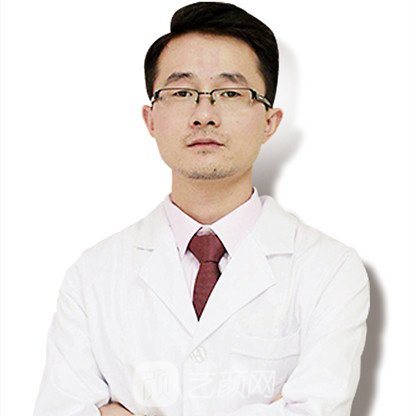 龚忠华