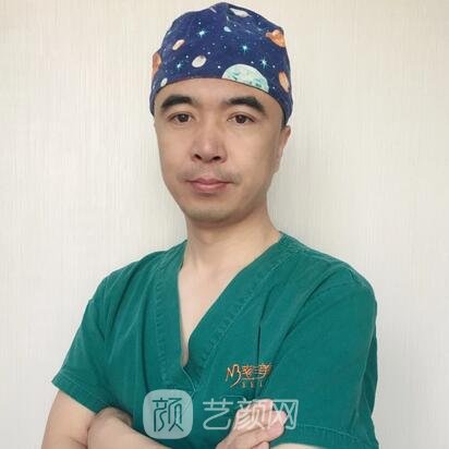 栾志宏