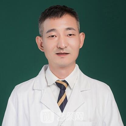 张庆波