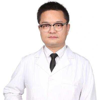 李成辉