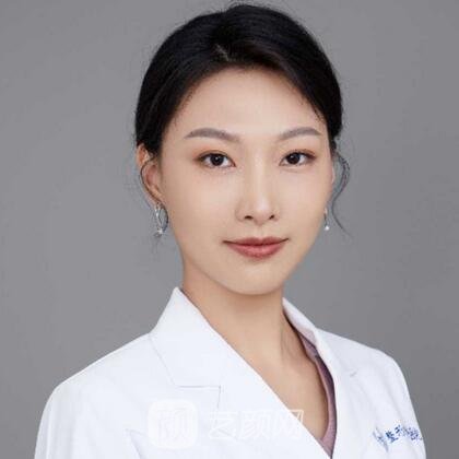 杨锦秀