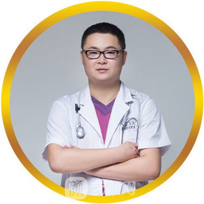 潘奇