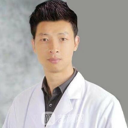 张志明