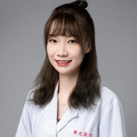 茅婧怡