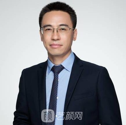 李强