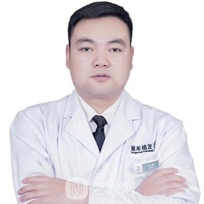 李强