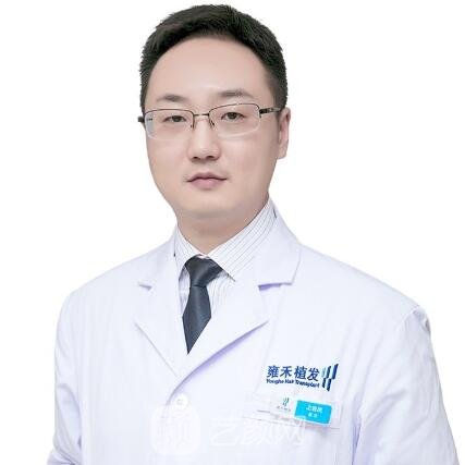 上官岚