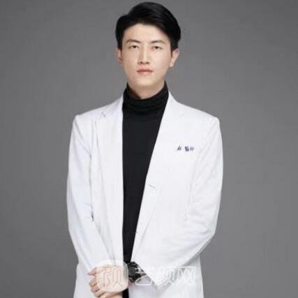 吴威翰