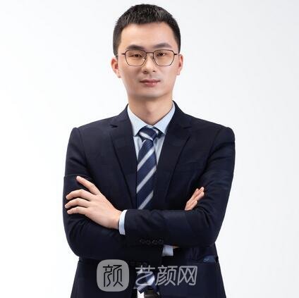 杨敏