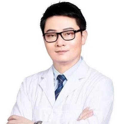 吕一斌