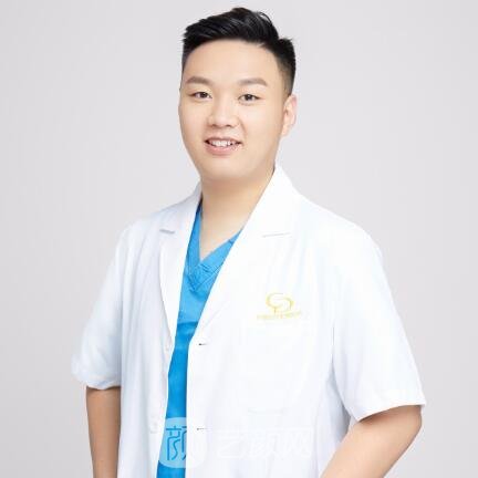 郑昱昕