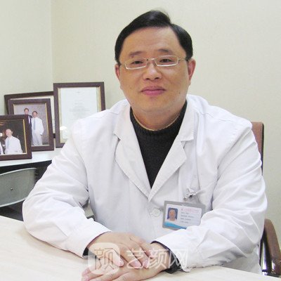 李斌