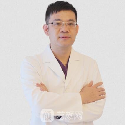 张哲