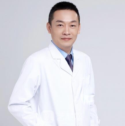 胡刚