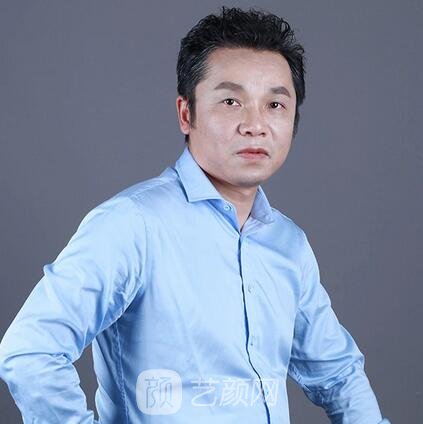 万文勇