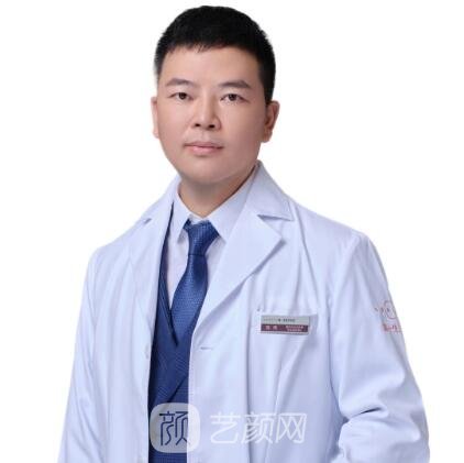 陈伟