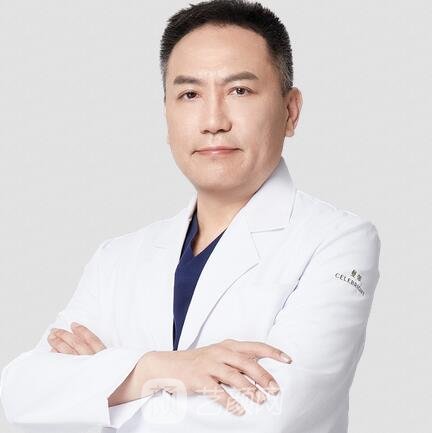 李旭东