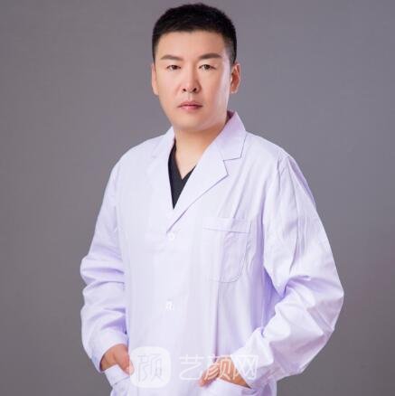 王波