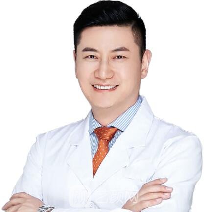 李林