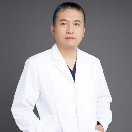 戴鹏飞