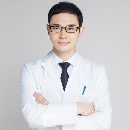 岑维