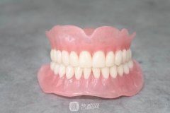 成年人牙齿出现下兜齿可