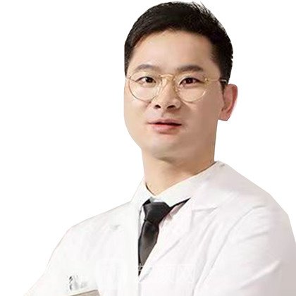 徐明