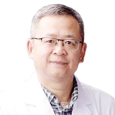 王健