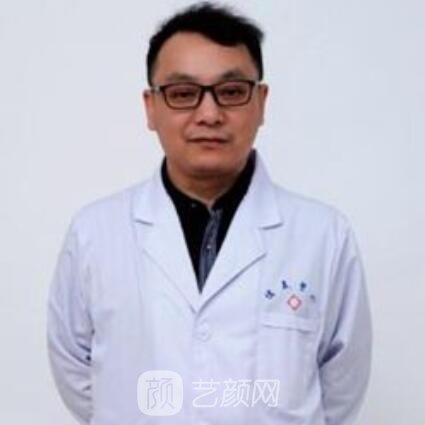 郑振伟