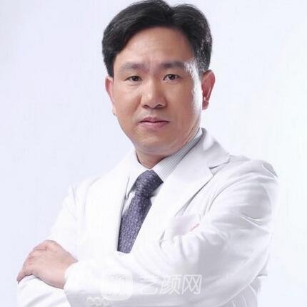 王月华