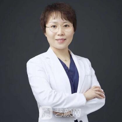 亢亚琴