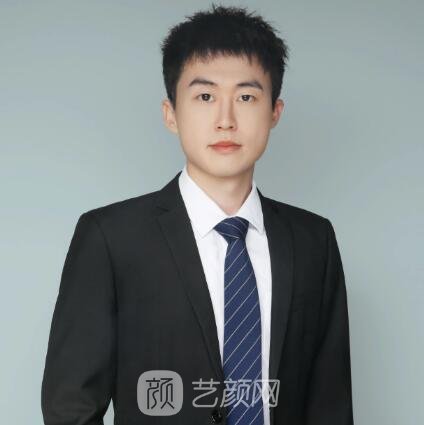 李雨凇