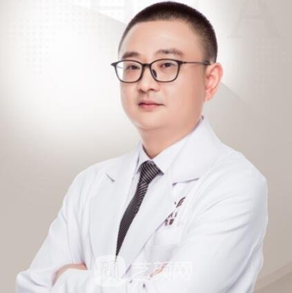 李川