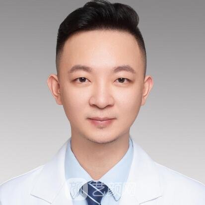 龚薛