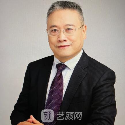 陈忠存