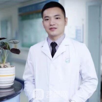 吴必华
