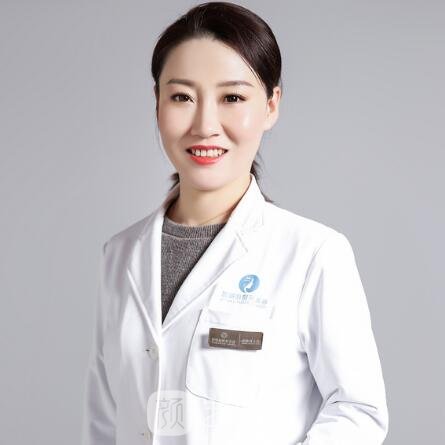 李静