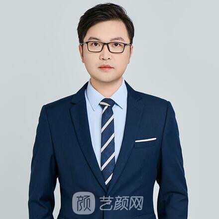 王易彬