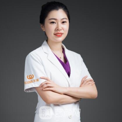 李颖