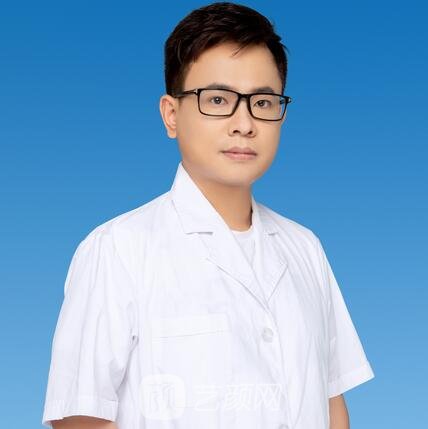 李国珍