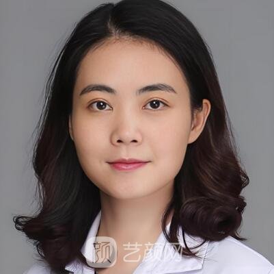 陈佳