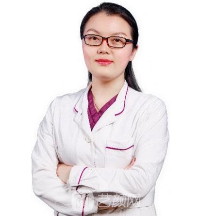陈佳