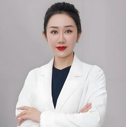 李芳芳