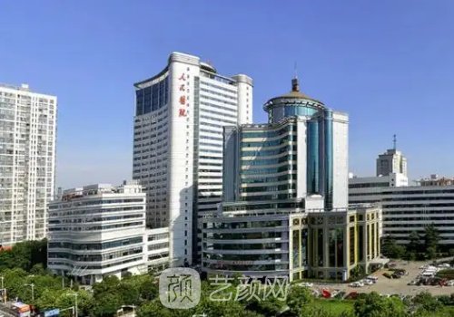 吴小蔚双眼皮技术怎么样